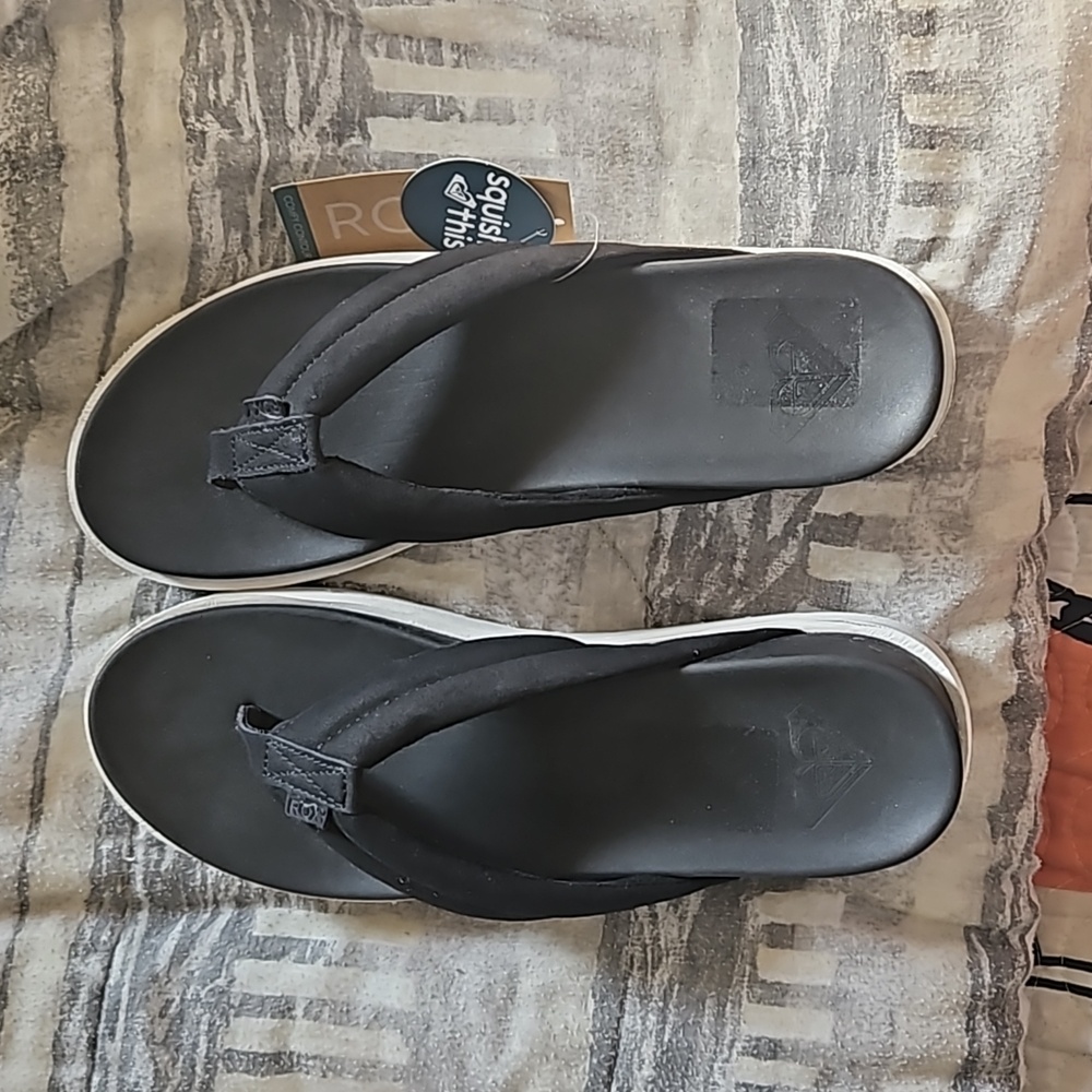 Woman's thong sandals